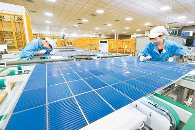 技术引领,中国光伏连续 破纪录 能源转型看中国④